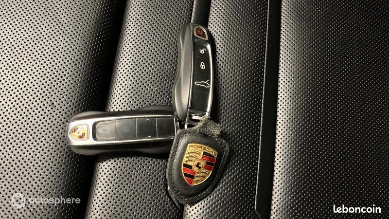 Porsche Panamera Sport Turismo 4.0 V8 680ch Turbo S E-Hybrid (image 16)