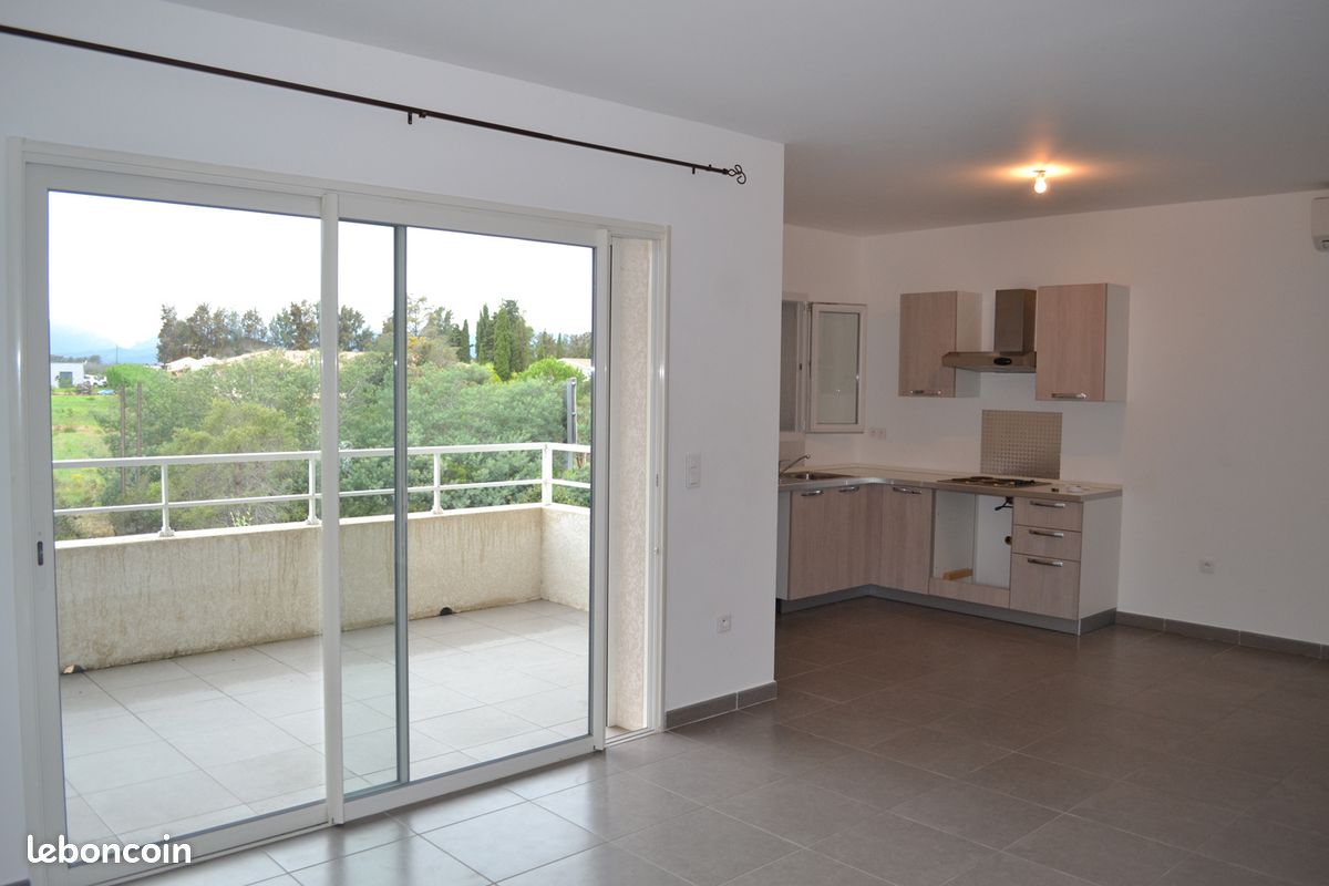 Appartement 3 pièces 70 m² · à Aléria · 70 m² · 695 €