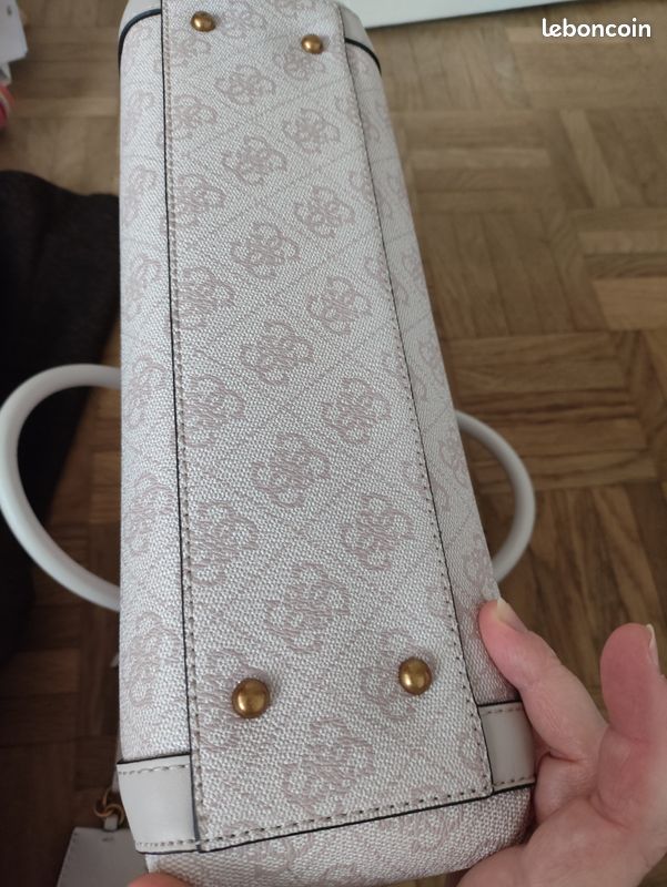 Sac à main Guess (image 9)