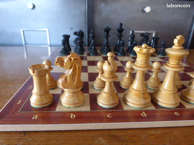 Jeu d'échecs Phidias HGP en buis, motif Staunton, ASPTT des années 1960 (image 5)