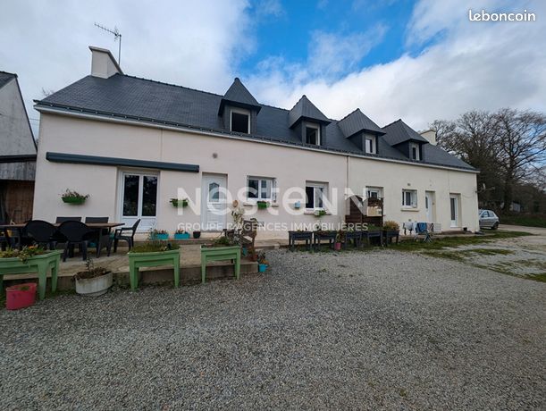 Longère 10 pièces 160 m²