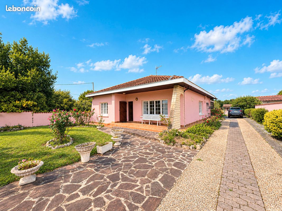 Maison 4 pièces 120 m² · à Oeyreluy · 120 m² · 269 000 €