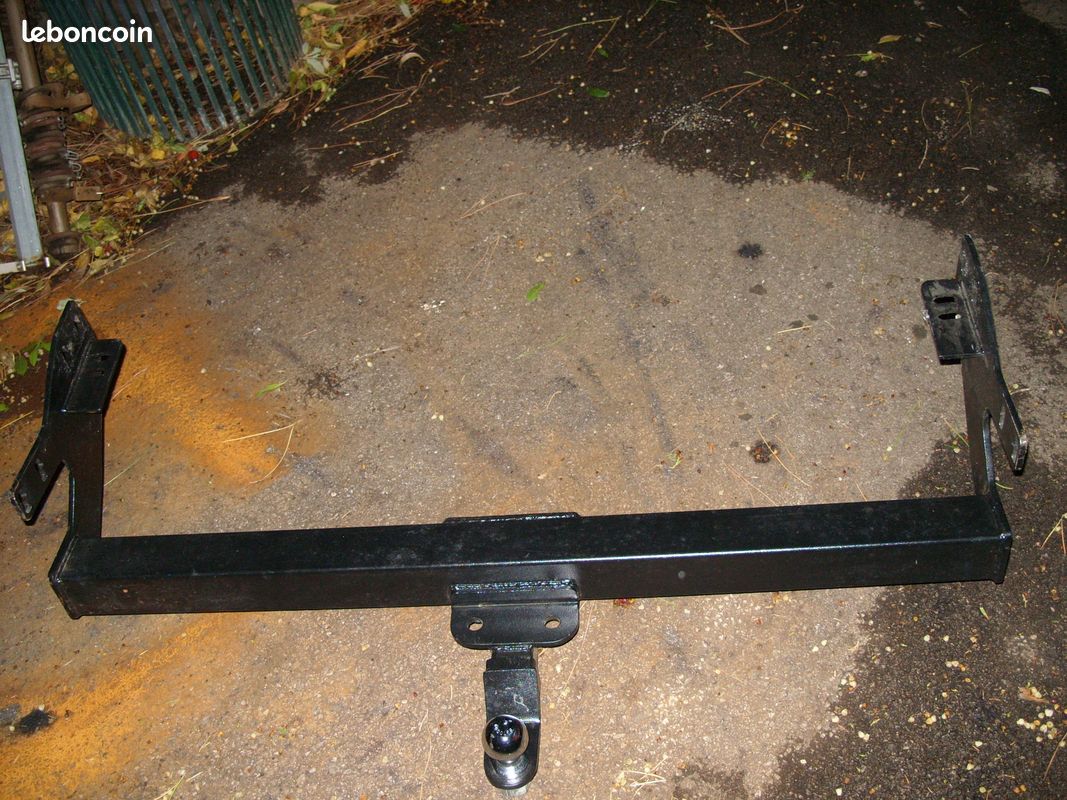 Attelage Toyota hilux (image 2)