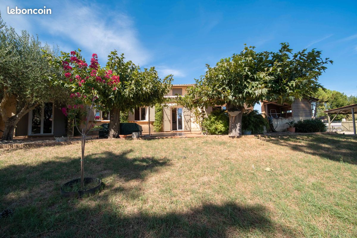 Maison 6 pièces 155 m² · à Lapalud · 155 m² · 320 000 €