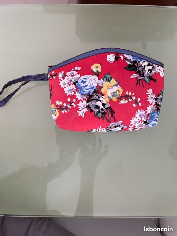 Trousse de maquillage (image 2)