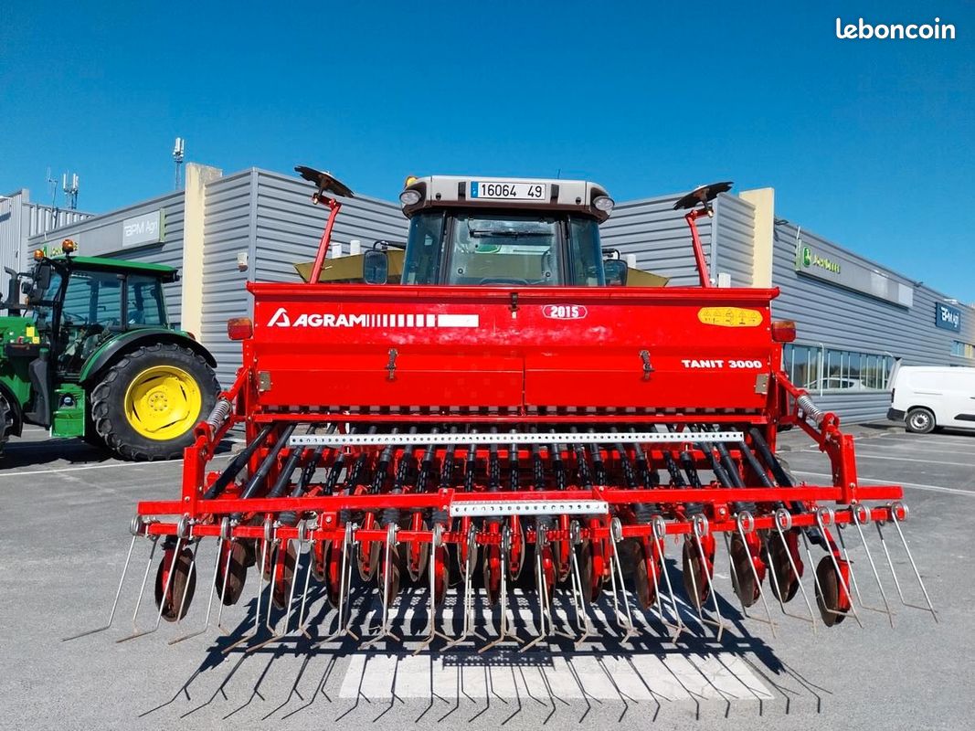 Agram Agram TANIT 3000 - Matériel agricole