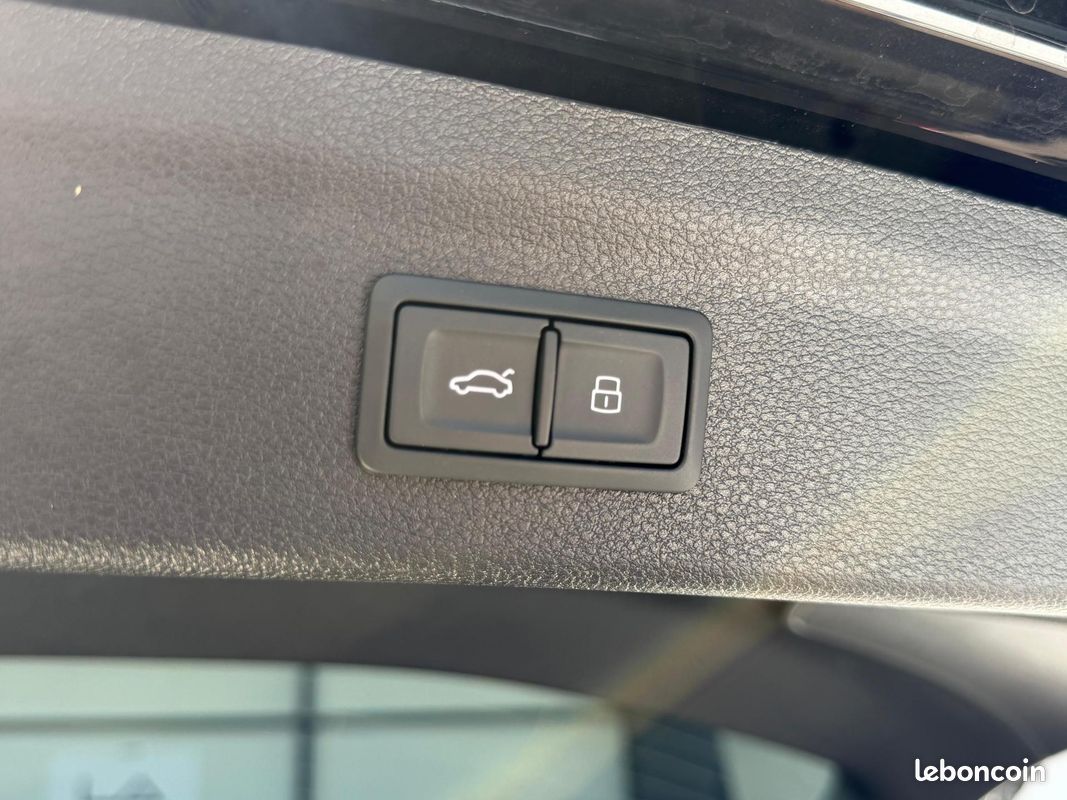AUDI Q3 2.0 35 TDI 150 Design Luxe Options +++ (image 33)