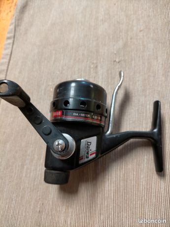 Moulinet Toupie Vintage Daiwa 100X, Action Légère, Pêche Eau Douce, Fabriqué Au Japon