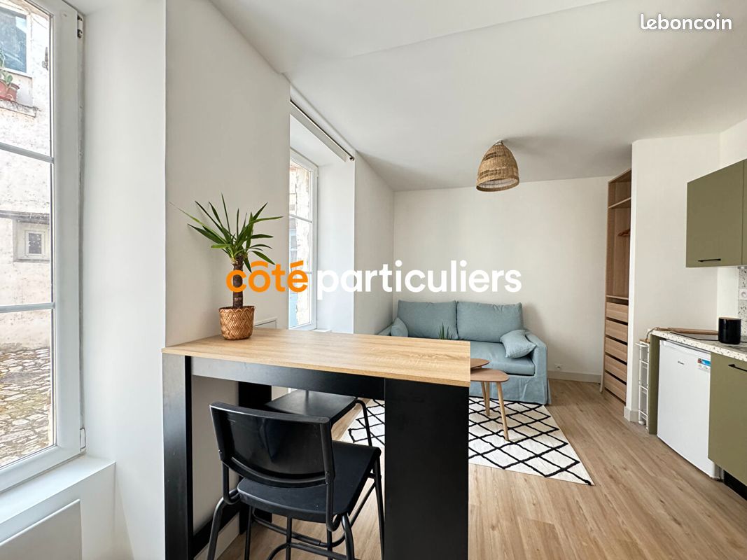 Appartement 1 pièce 17 m² · à Orléans · 17 m² · 480 €