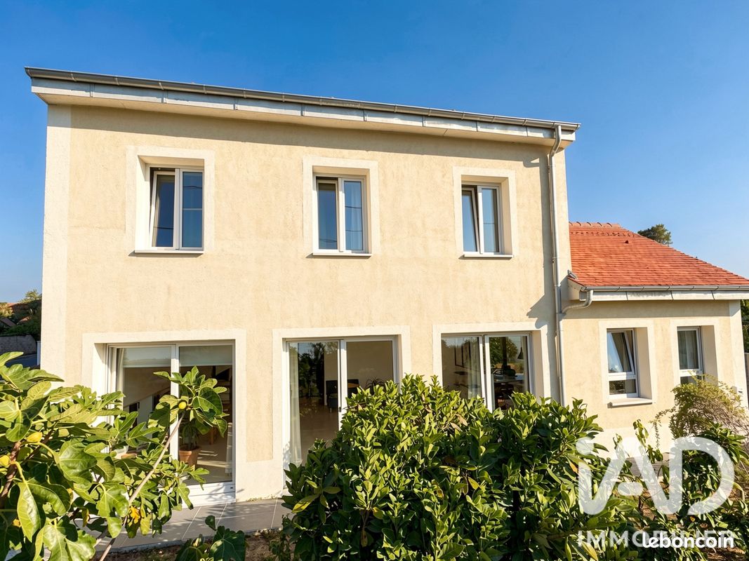 Maison 8 pièces 150 m² · à Dourdan · 150 m² · 466 000 €