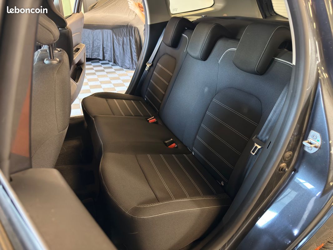 Dacia duster 1.5 bluedci 115 prestige plus 4x2 (image 18)