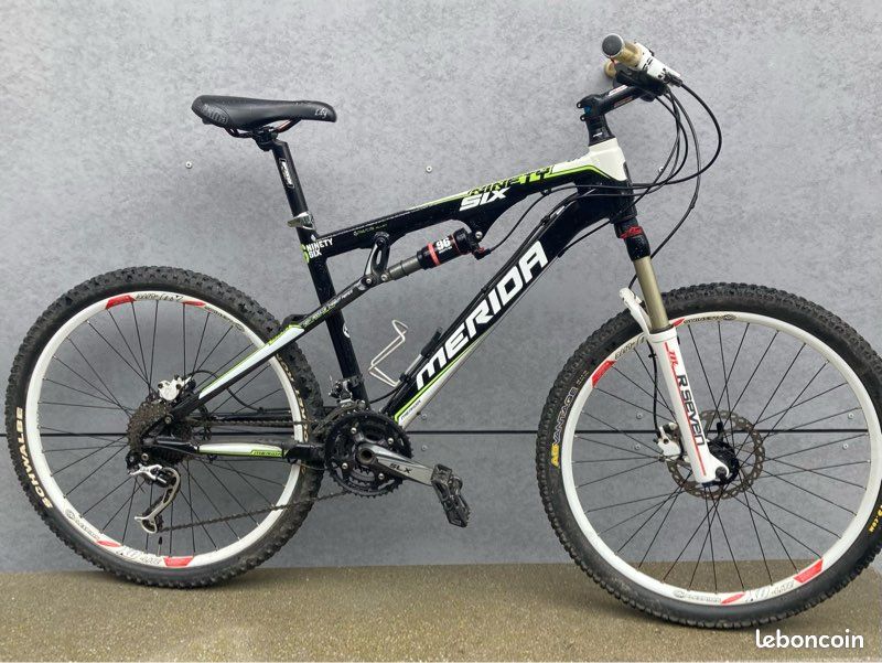 VTT tout suspendu Carbon 26 pouces (image 1)