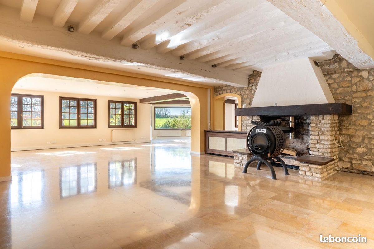 Propriété 17 pièces 549 m² (image 10)