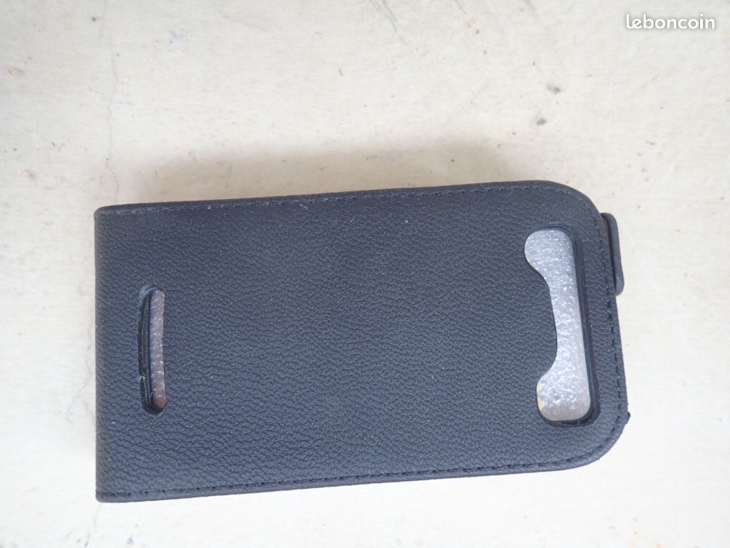 étui petit téléphone (image 1)
