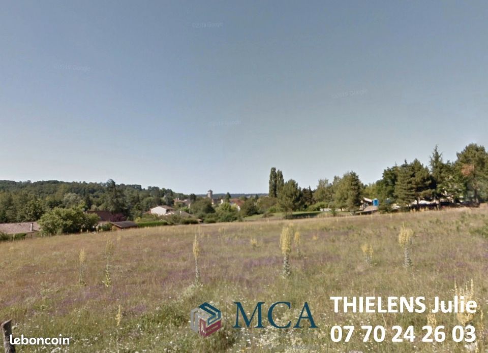 Terrain 2116 m² · à Villamblard · 18 000 €