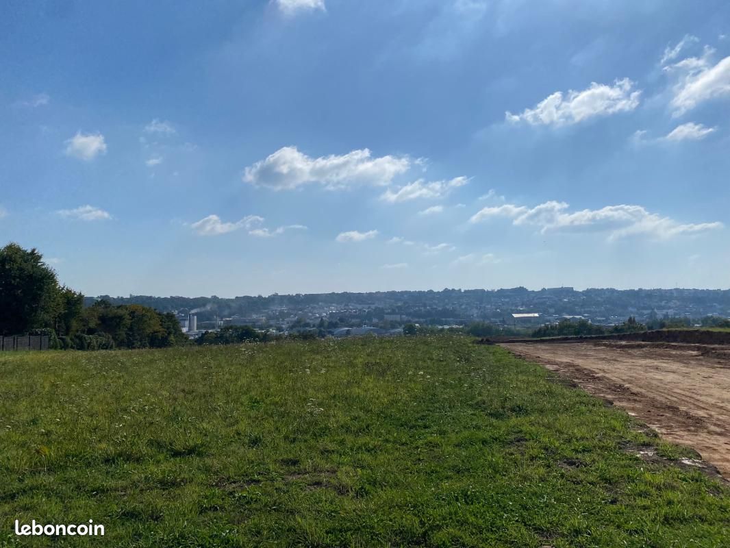 Terrain 469 m² · à Quimper · 95 000 €
