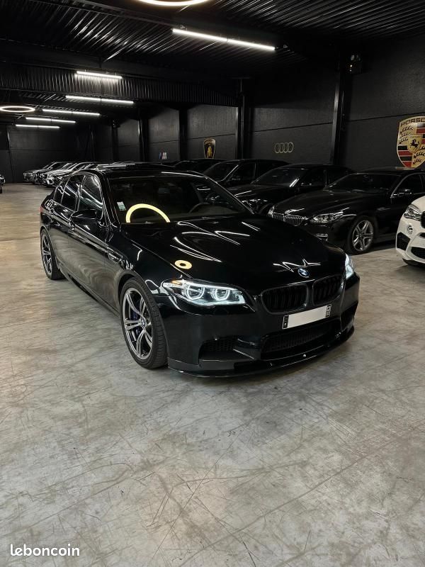 Bmw m5 f10 drivelogic 7 / restylee full options (image 1)