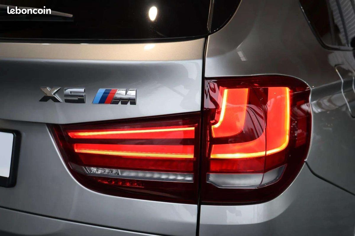BMW X5M F85 * 575 ch * B&O * HUD * Caméra 360 * CarPlay * Soft Close * Pano (image 8)