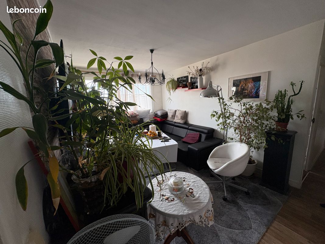 Appartement 3 pièces 54 m² · à Bondy · 54 m² · 140 000 €