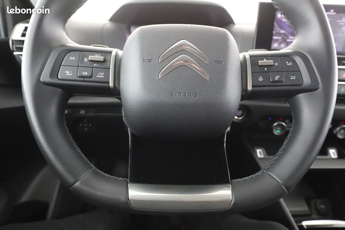 Citroen C4 X 1.5 Blue-HDi Max EAT8 131 ch (image 15)