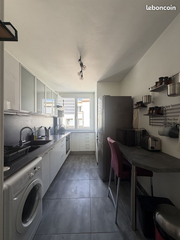Appartement 2 pièces 55 m² · à Grenoble · 55 m² · 690 €