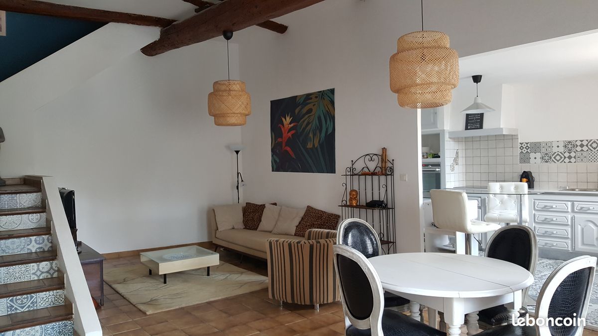 Appartement 3 pièces 100 m² · à Fuveau · 100 m² · 1 170 €/mois