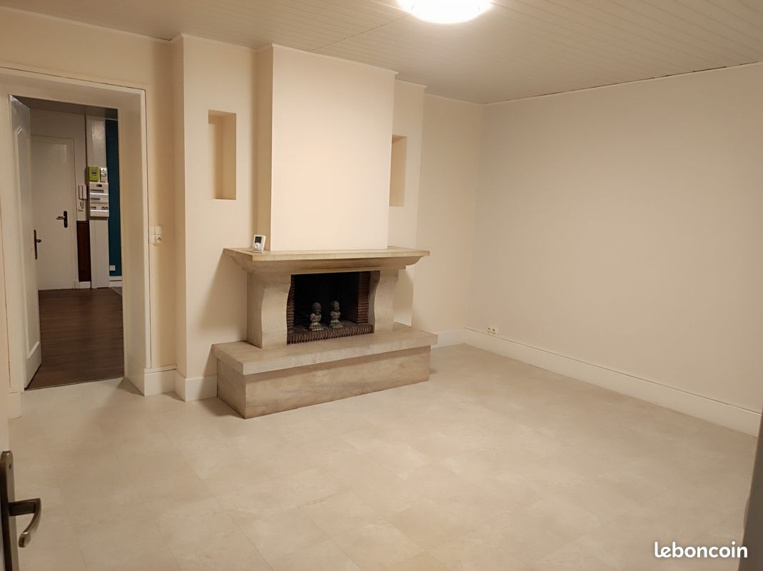 Appartement 2 pièces 47 m² · à Chaumont · 47 m² · 470 €/mois