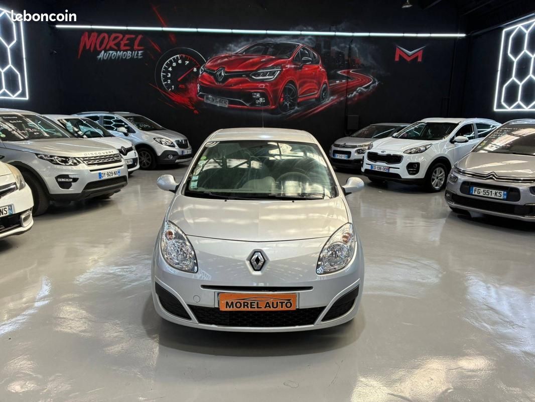 Renault Twingo II (C44) 1.5 dCi 65ch Dynamique (image 2)