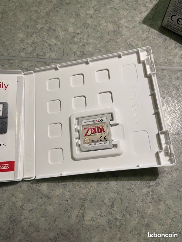 Nintendo 2ds (image 11)