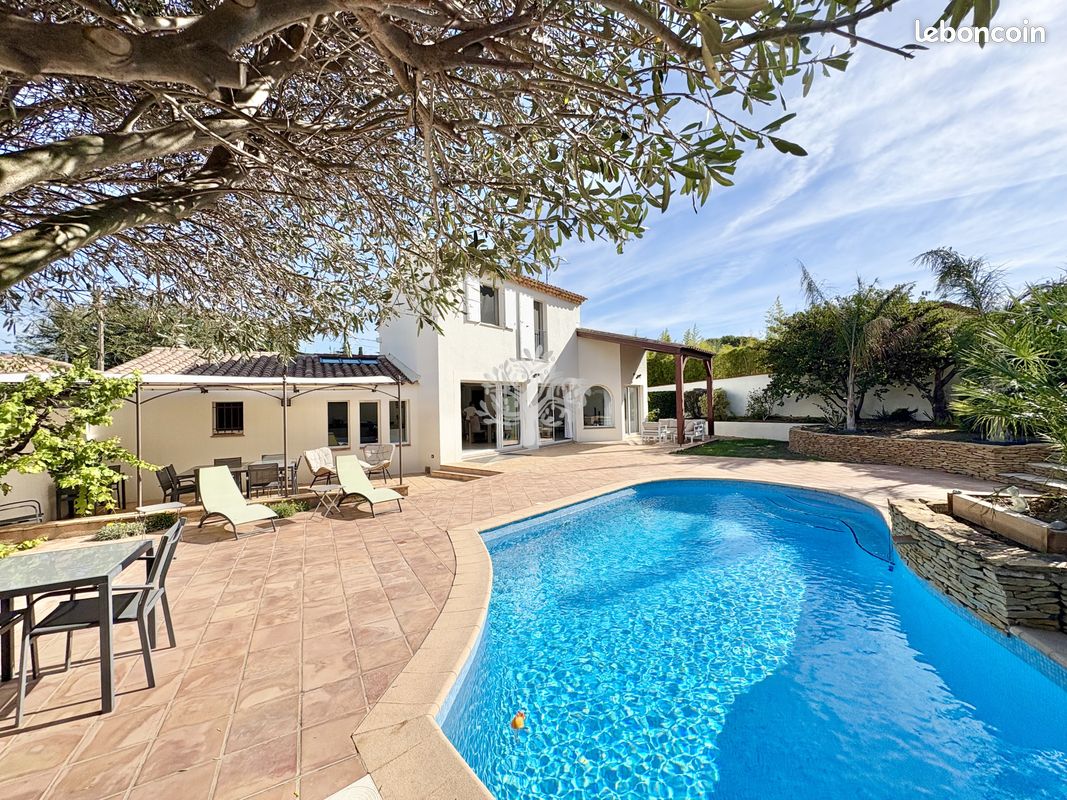 Maison 6 pièces 155 m² · à Six-Fours-les-Plages · 155 m² · 1 250 000 €