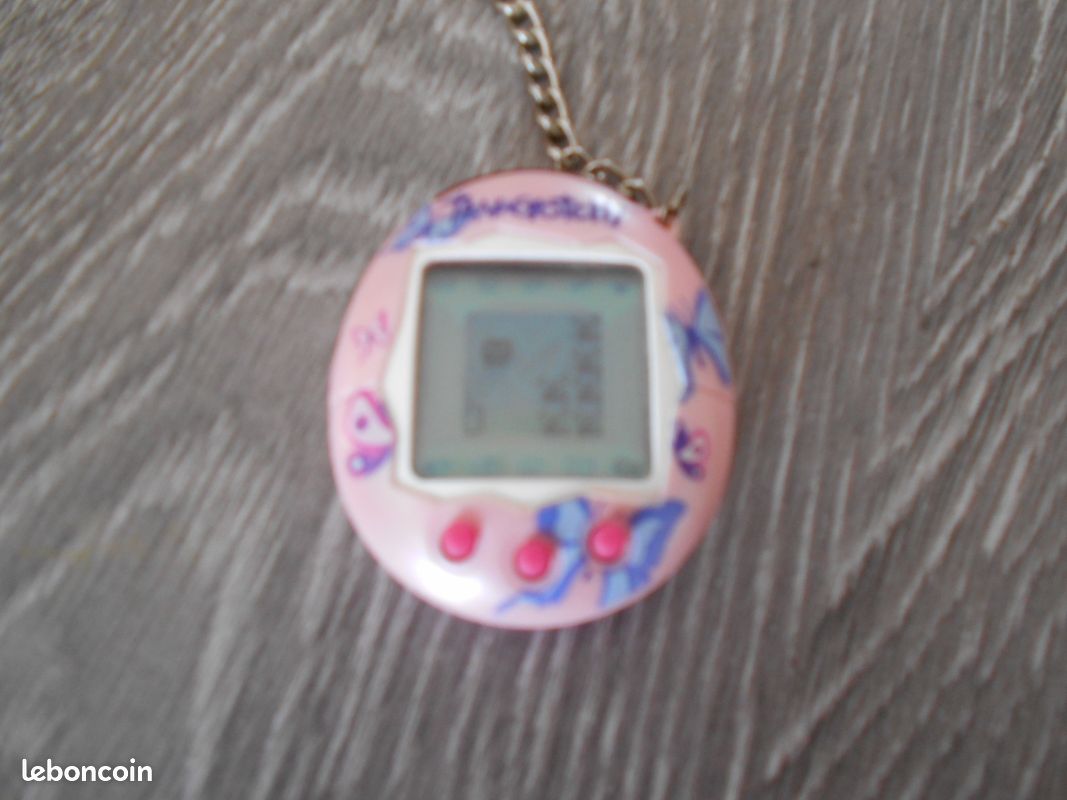 RARE 2004 Bandai Tamagotchi - Jeux vidéo