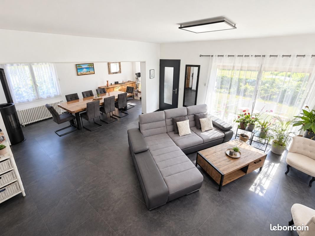 Maison 6 pièces 138 m² · à Saintes · 138 m² · 359 800 €