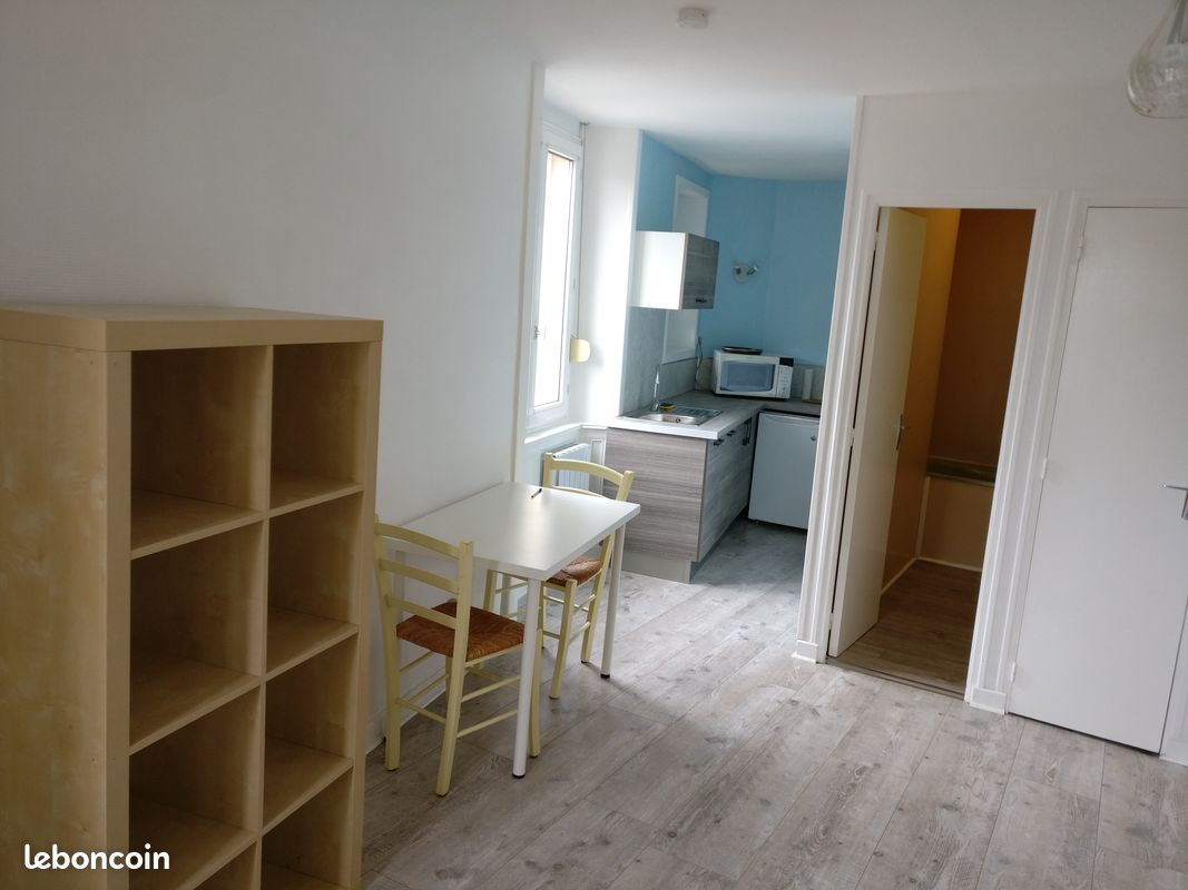 Appartement 1 pièce 24 m² · à Saint-Brieuc · 24 m² · 375 €