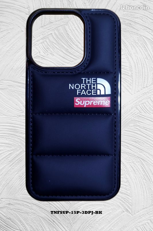 The North Face x Supreme Puffer Jacket Coque Noire pour Apple