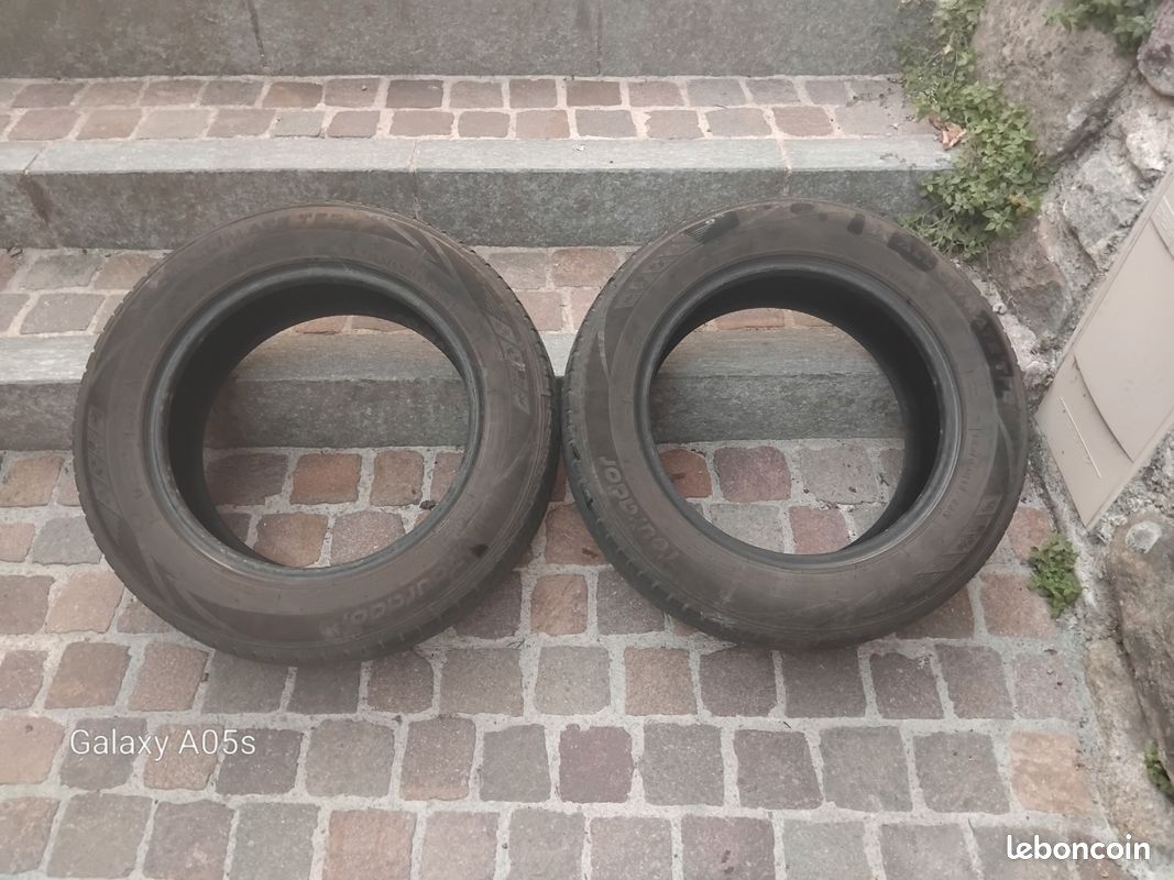 À vendre deux penue bon état référence 185 / 65/ R / 15 (image 4)