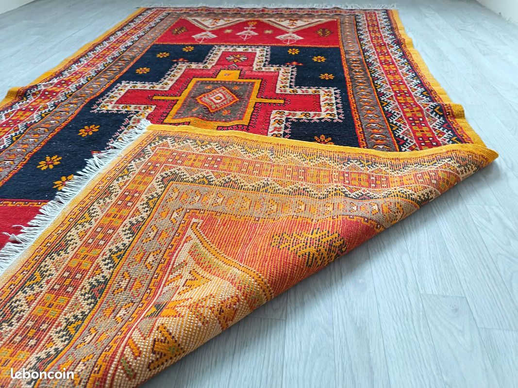 Tapis Ancien Cachemire Carré – Tons Jaune/orange, Style Romantique