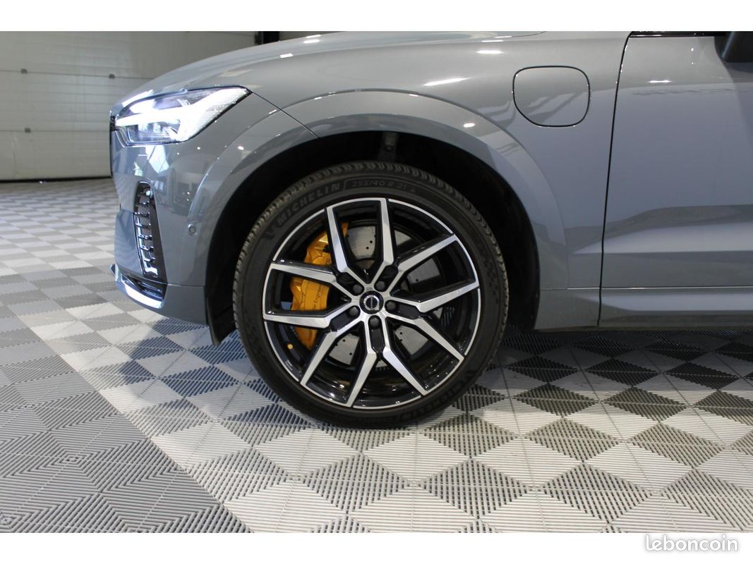 VOLVO XC60 T8 AWD - Polestar Engineered Garantie Constructeur / Caméra 360 / Sièges chauffants (image 25)