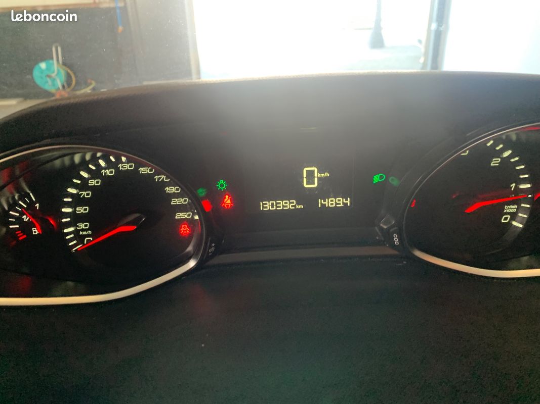Peugeot 308 generation-ii societe 1.5 bluehdi 100 business active start-stop tva récupérable (image 10)