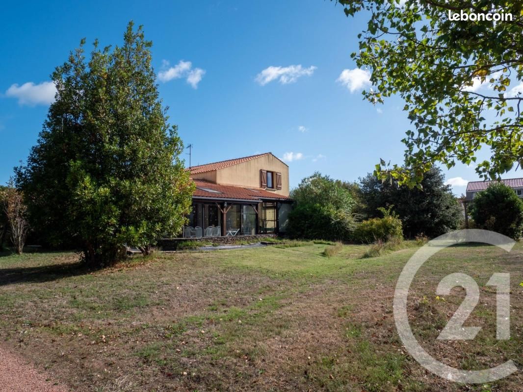 Maison 7 pièces 174 m² · à Les Sables-d'Olonne · 174 m² · 1 060 000 €