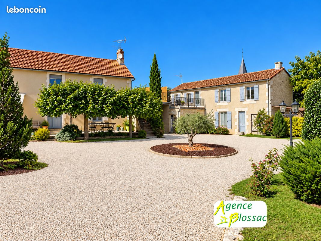 Maison 10 pièces 330 m² · à Amberre · 330 m² · 358 000 €
