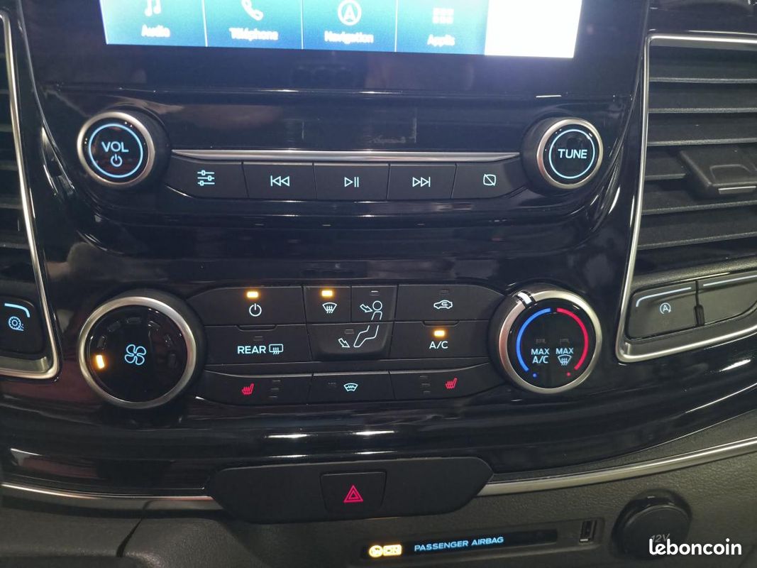 FORD TOURNEO CUSTOM 2.0 EcoBlue - 130 - BVA COMBI 320 L2H1 Titanium (image 25)