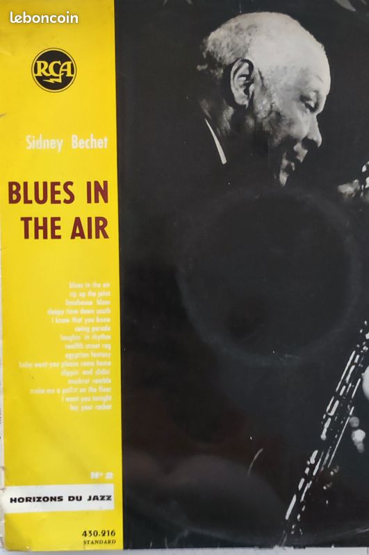 Blues in the air (image 1)