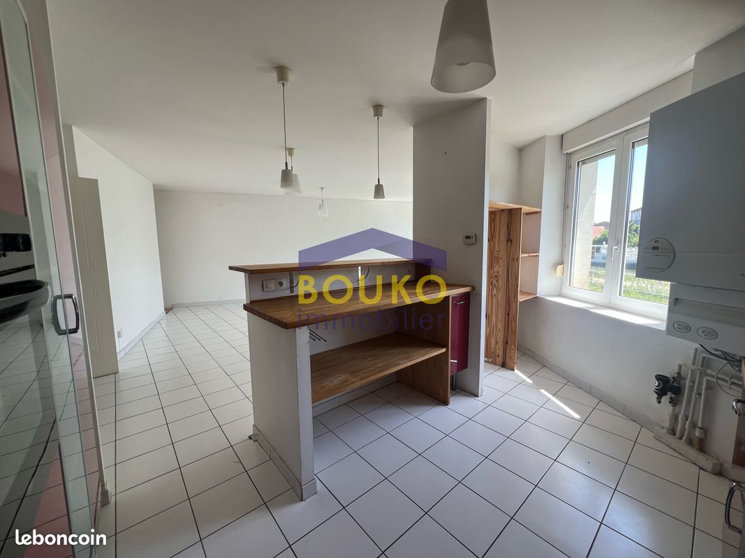 Appartement 4 pièces 94 m² · à Nancy · 94 m² · 940 €