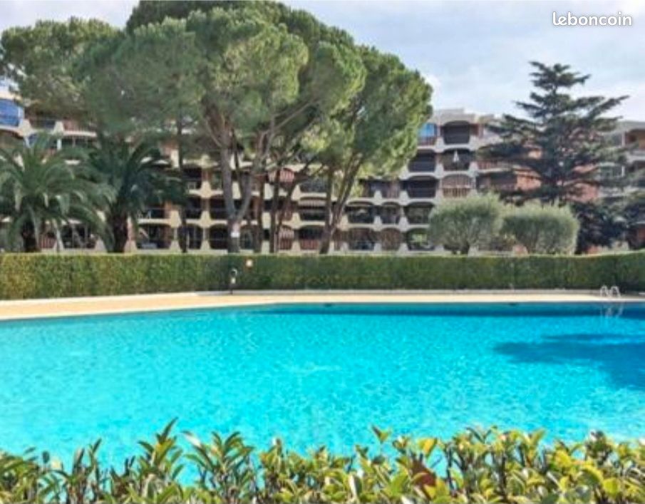 Appartement 1 pièce 24 m² · à Mandelieu-la-Napoule · 24 m² · 138 000 €