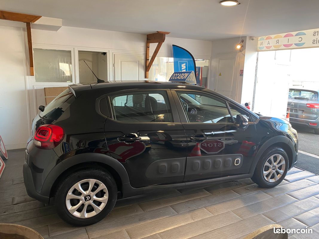 Citroen C3 Société III 1.2 VTI 82 Feel 5 Portes (image 3)
