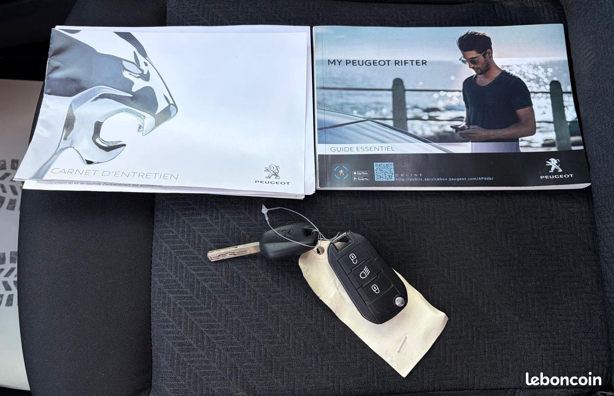 Peugeot RIFTER 1.5 BLUEHDI 130CH S&S STANDARD ALLURE PACK (image 12)