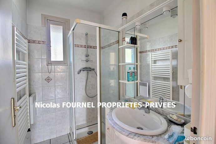 https://img.leboncoin.fr/api/v1/lbcpb1/images/95/bf/c0/95bfc07c62f5ec241aa5467e4acc36f86ac69789.jpg?rule=ad-image