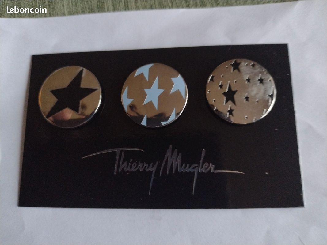 Broches Et Pendentifs De Marque Thierry Mugler - Bijoux Vintage Ou De Créateur - Occasion
