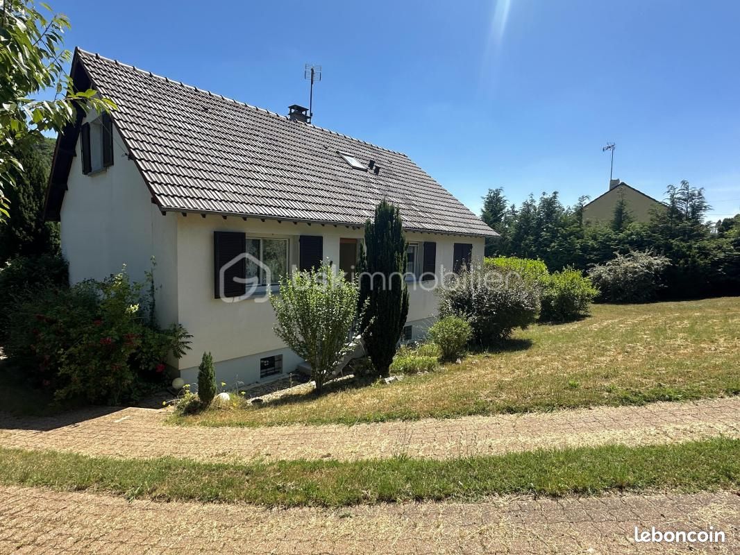 Maison 7 pièces 140 m² · à Villecien · 140 m² · 150 000 €
