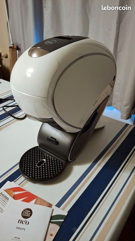 BEAUCE À VENDRE | Cafetière Keurig, fonctionne très bien